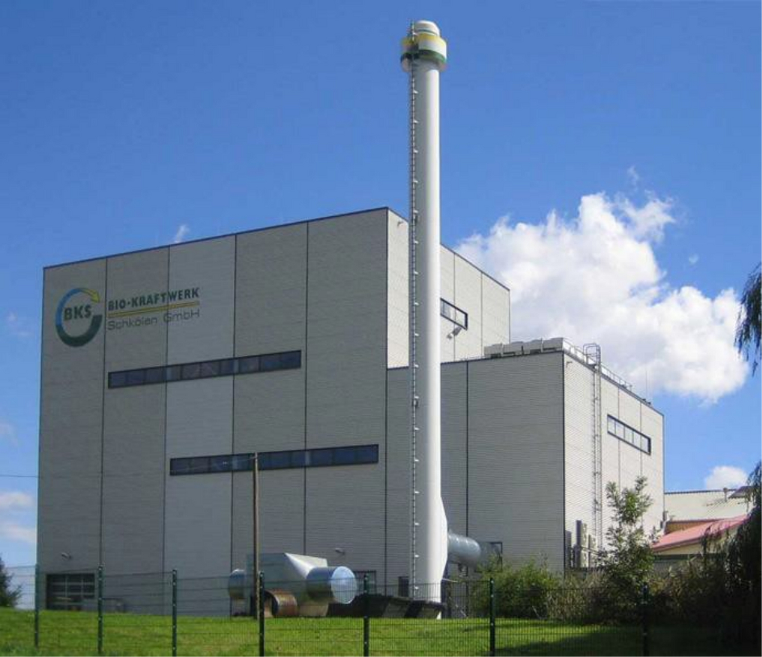 德国施克伦生物质发电厂引领绿色新潮流,燃烧木材发电供热高达5.36mw.