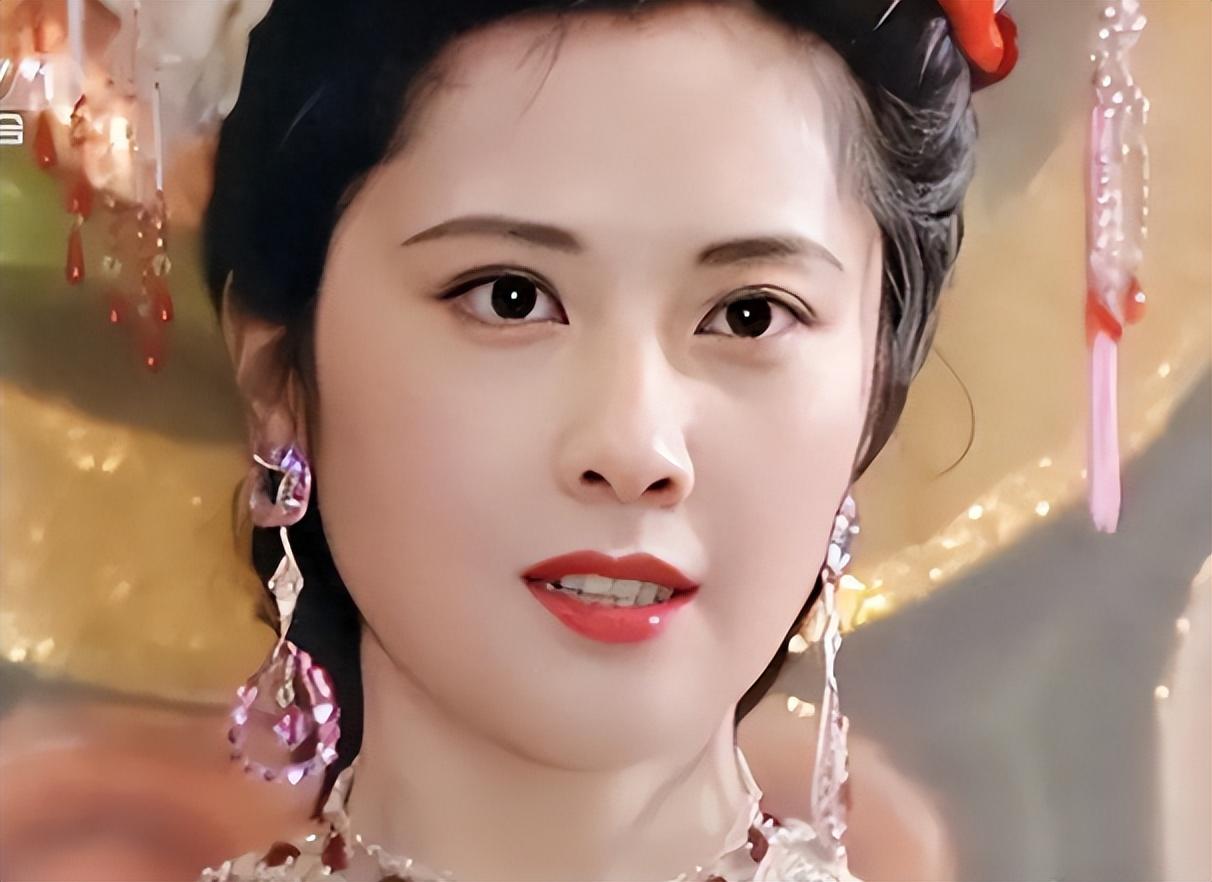 看到"女儿国国王"朱琳近况,才明白她为什么是"大陆第一美人"