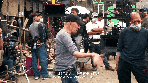 他是中国最牛演员,五个儿子都很厉害,其中长子咖位比成龙还大