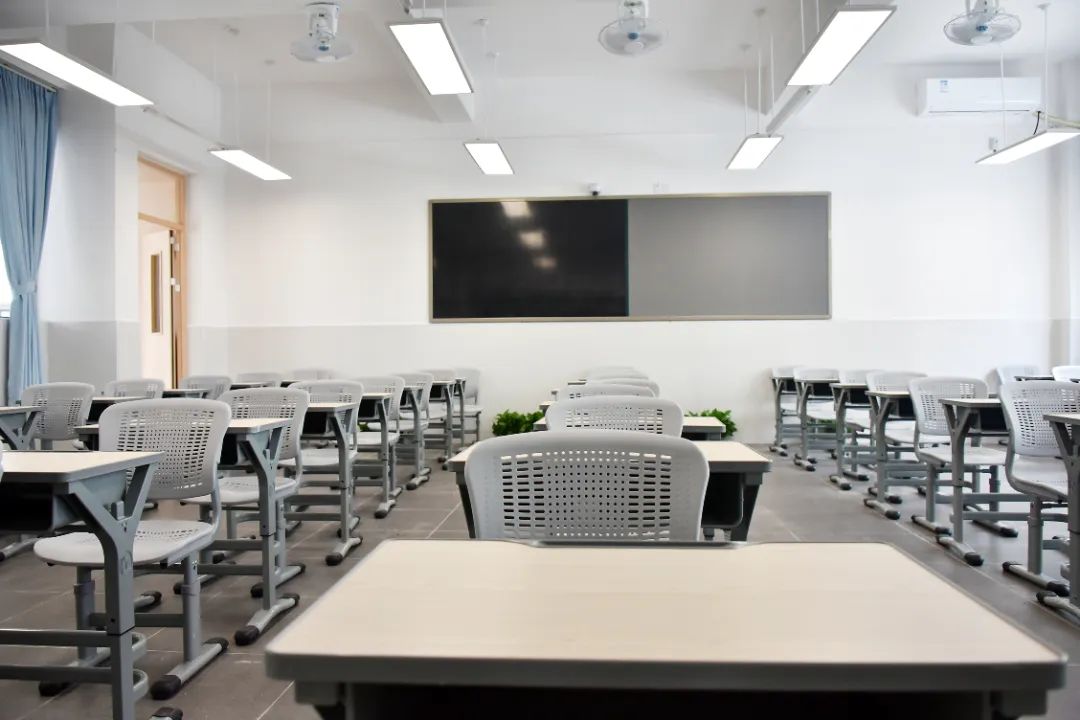 深圳市龙岗区实验高级中学|学校环境,宿舍介绍,报考指南