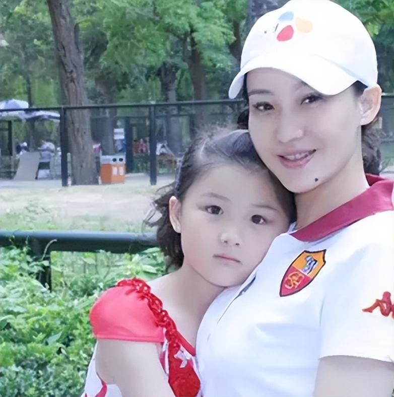 买红妹与孙楠离婚15年后,再看两人各自境遇,终于迎来不同结局