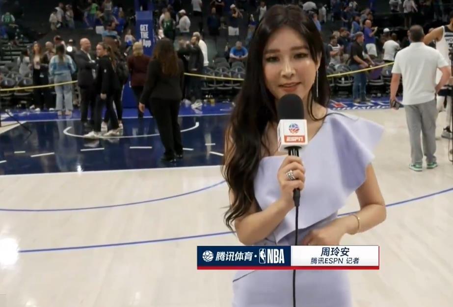 人气女神周玲安,身材婀娜,靠才华成为腾讯nba第一前方女记者