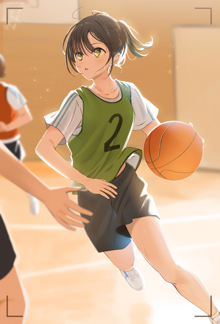 二次元# 热爱打篮球的少女,感觉很有魅力啊[二哈] twi:雪丸ぬん