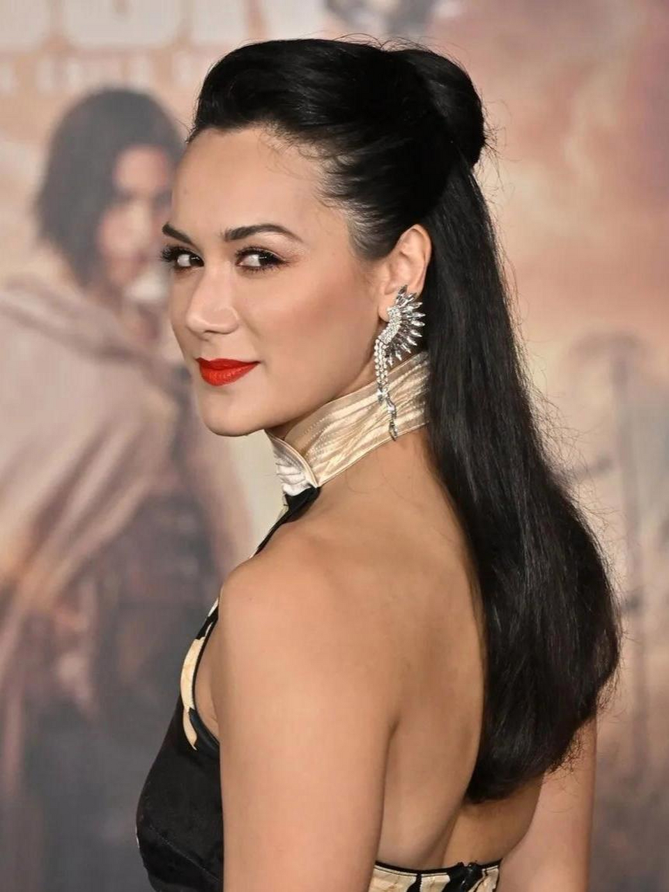 加拿大美女演员萨曼莎·乔,美得让人心动!