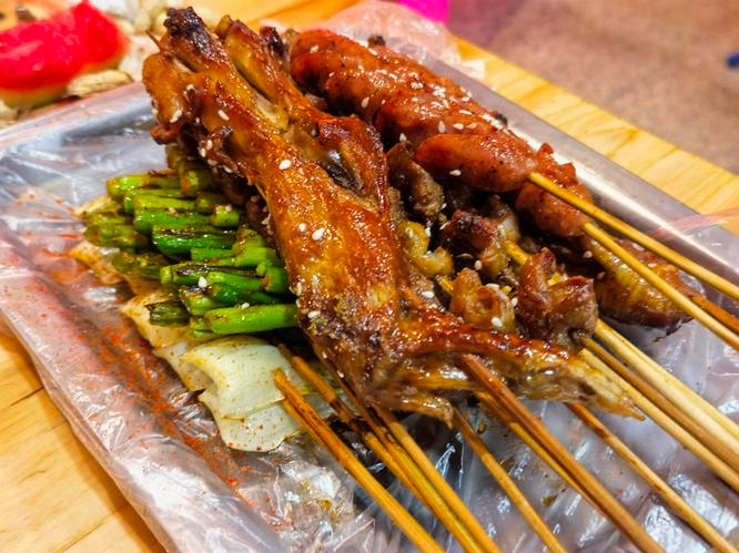 睡前4小时最好别吃东西 网友:谁不想啊,一般都6点