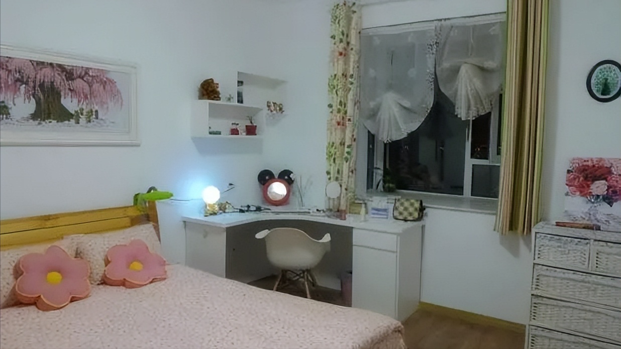 110平新房完美装修:卧室太美,让人不想起床