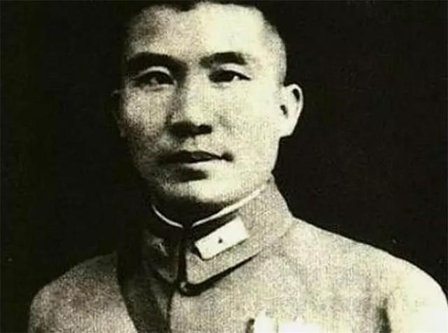 "这一下,宋广义傻了,他一个当兵的哪知道这些.