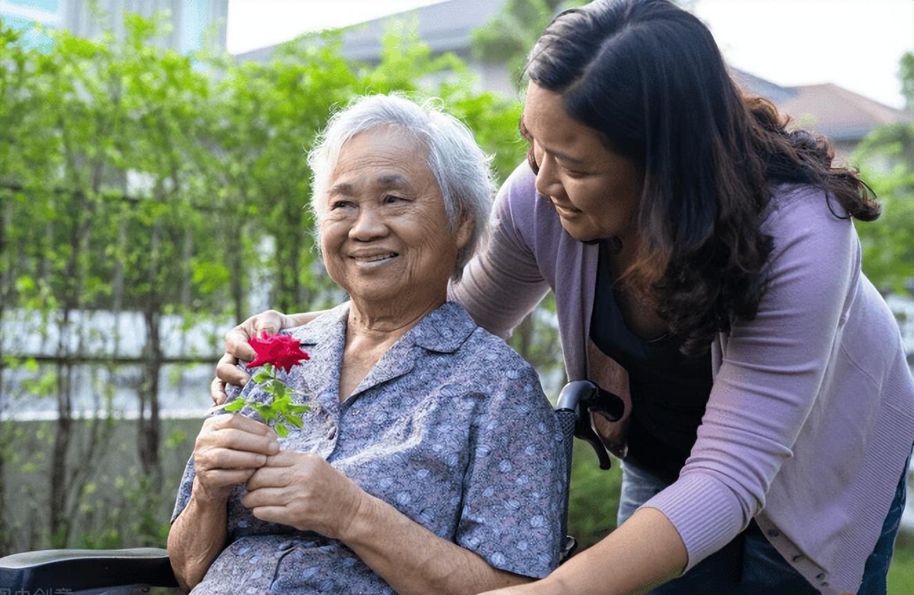 公公很少来我家,有天下午忽然来敲门,他走后我却哭了起来