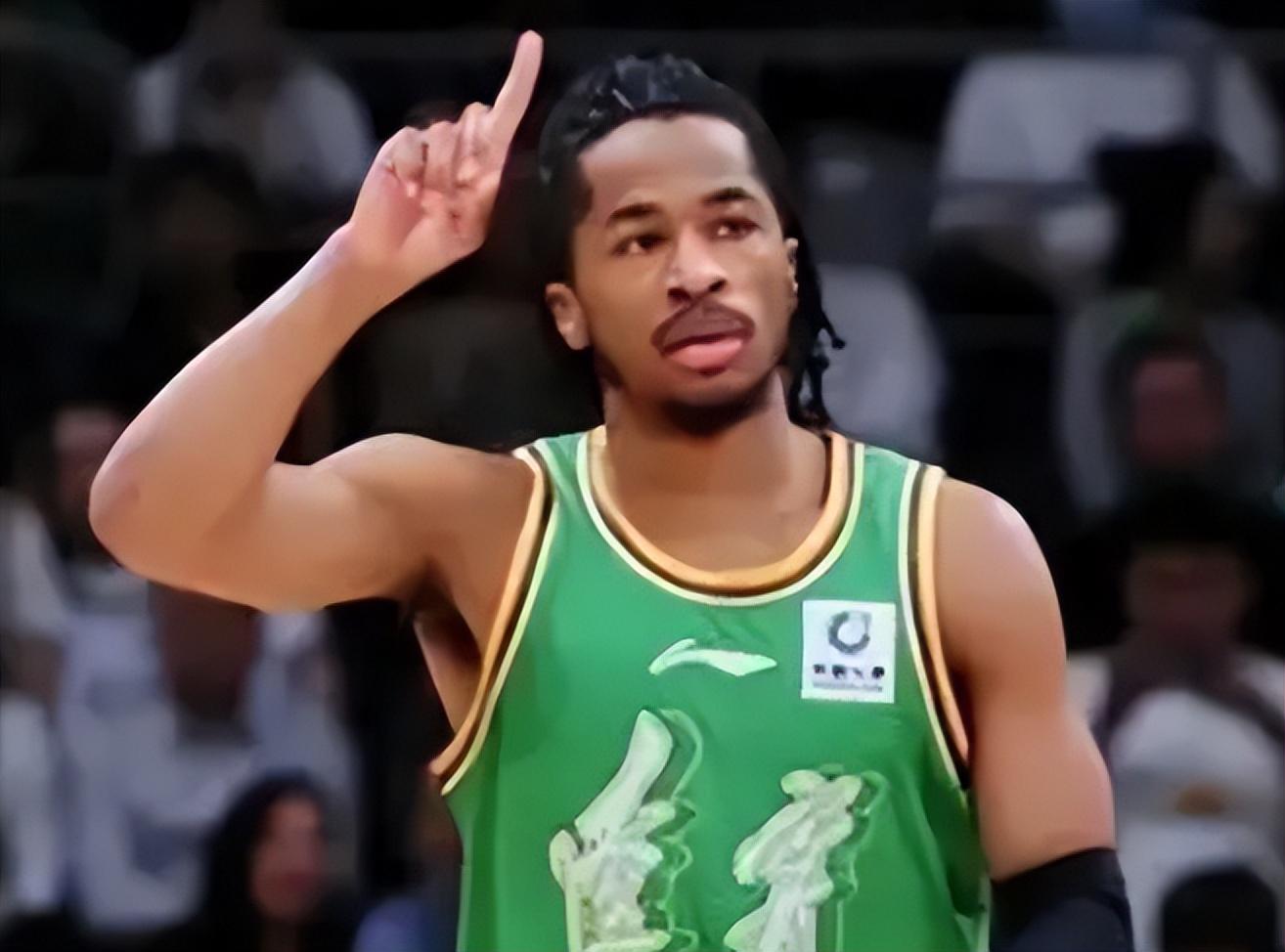 辽篮外援库珀沈阳买车!季后赛场均11分钟9.8分2.3助攻