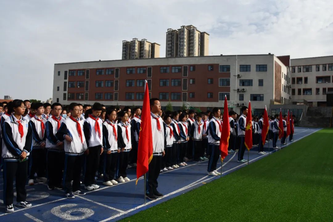 你好,共青团!西安市五环中学举行入团仪式