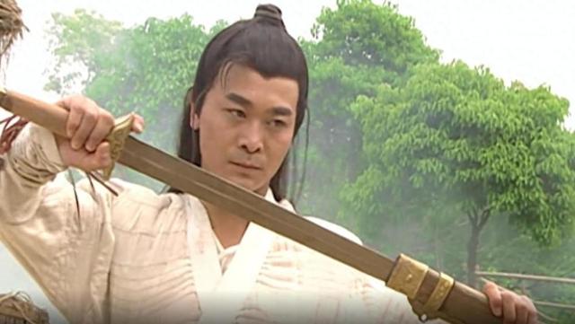 金庸小说十大最强主角排名,乔峰进不了前三,第一名金庸亲口承认