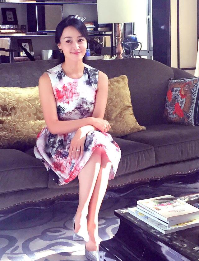 央视"最风流"女主持:将两位有妇之夫玩弄于股掌之中,现如今呢