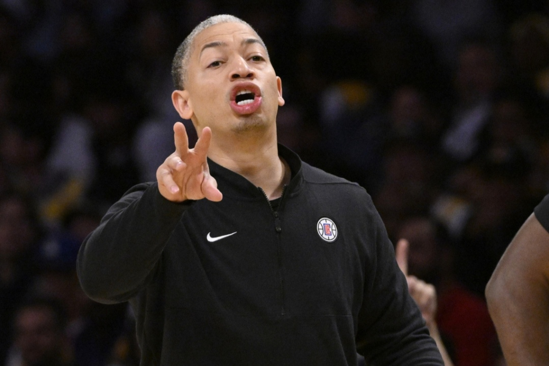 快船队史主教练胜率:泰伦·卢第二! 1,道格·里弗斯:63.