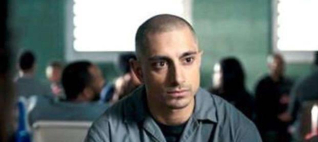 囚犯进监狱之前,都会把头发全部剃掉,看完才明白有这么多作用!