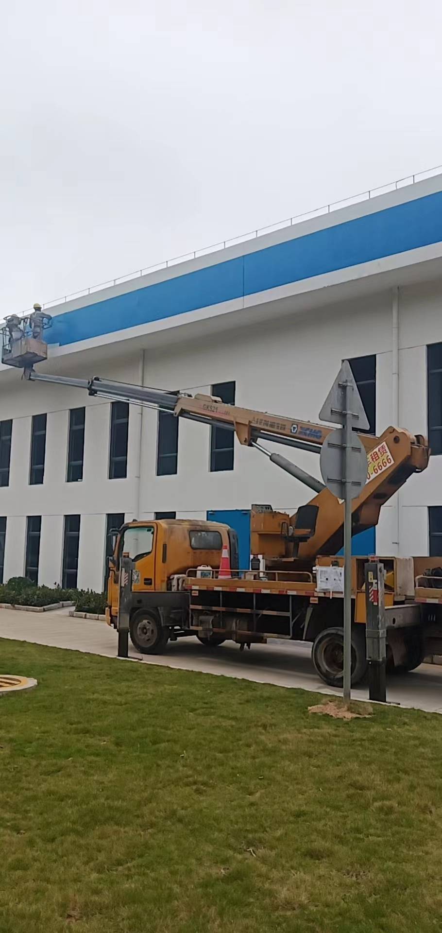 广州番禺剪刀升降车出租