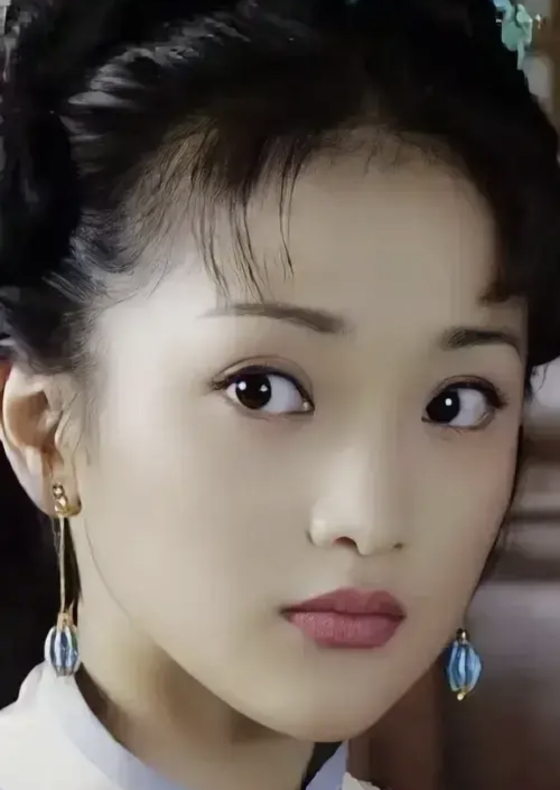 年轻时候的周迅是真的美,五官精致,灵气十足