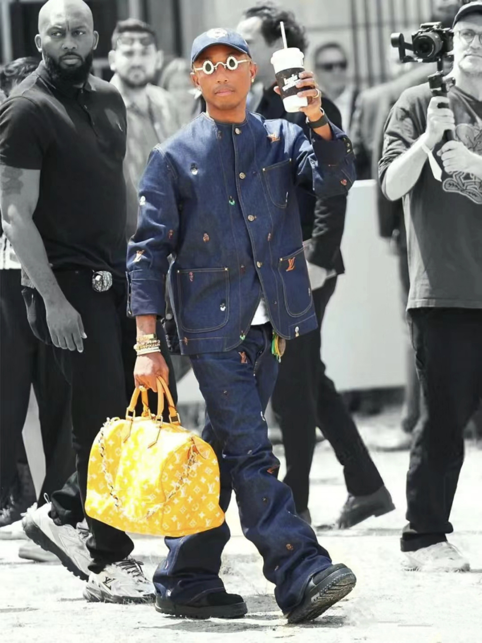 lv设计总监如果在我们村,媳妇都讨不到!