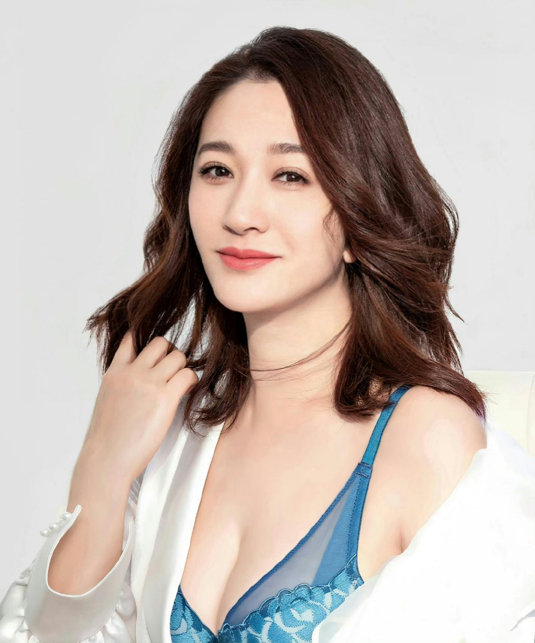 李小冉感觉能驾驭任何风格!