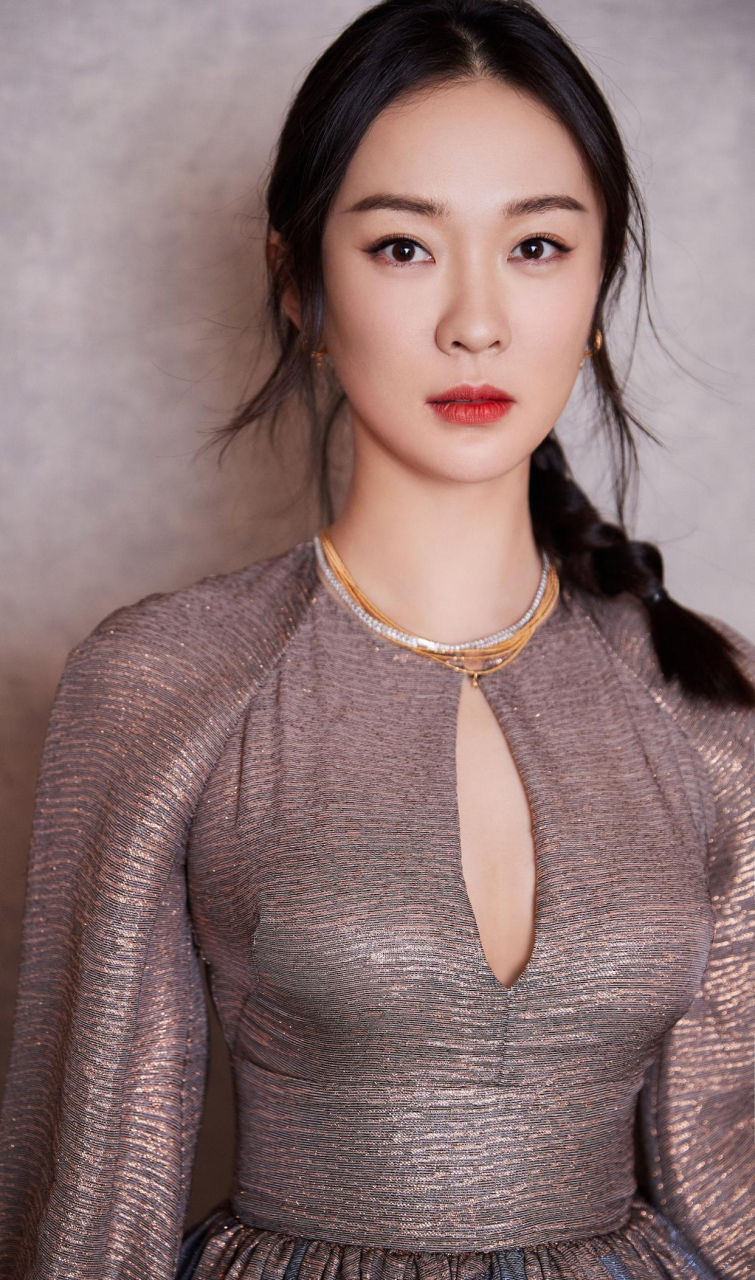 霍思燕的美照来了,皮肤像玉一样,长得跟仙女似的!