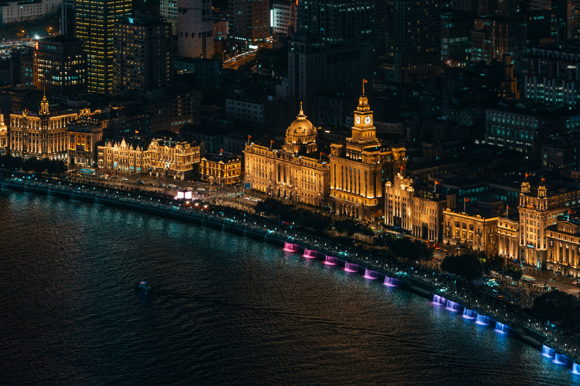 上海外滩夜景俯视图片