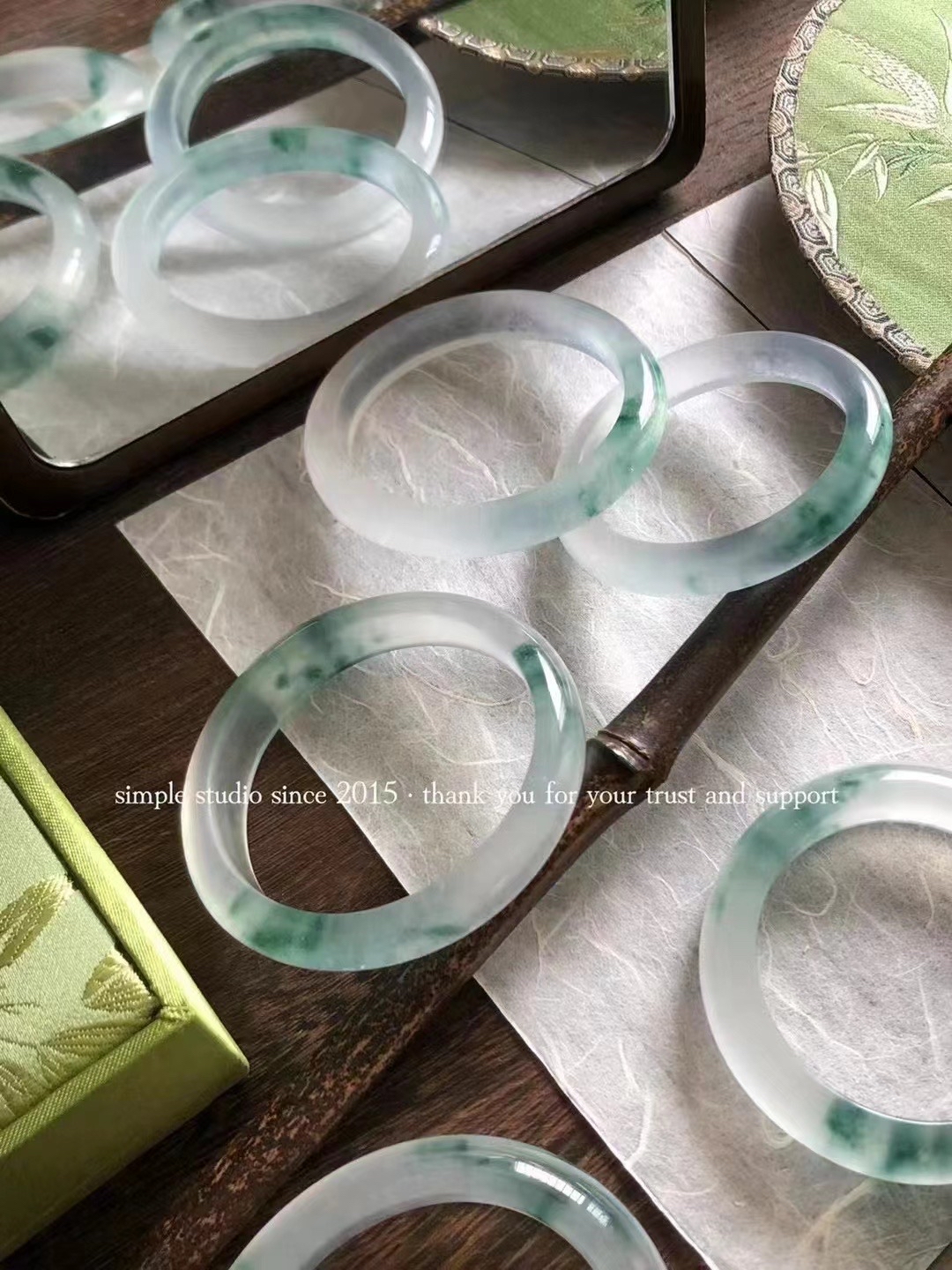 new*非洲翠拥有百万翡翠品相非洲翠 价格却是翡翠的百分之一