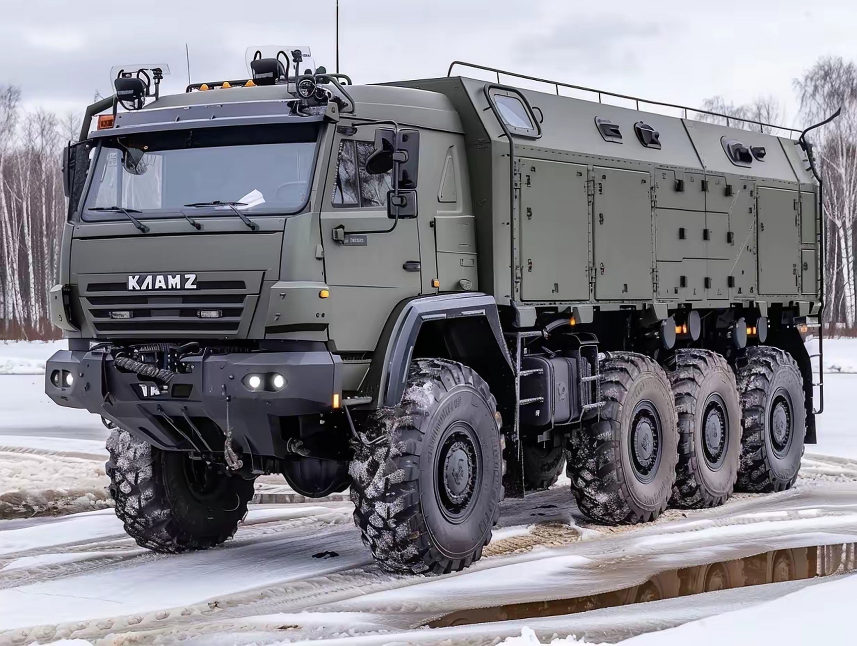 后面两个图是卡玛兹吗?