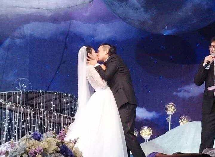 演员周放:嫂子专业户,与赵丽颖是闺蜜,嫁初恋生俩娃幸福美满