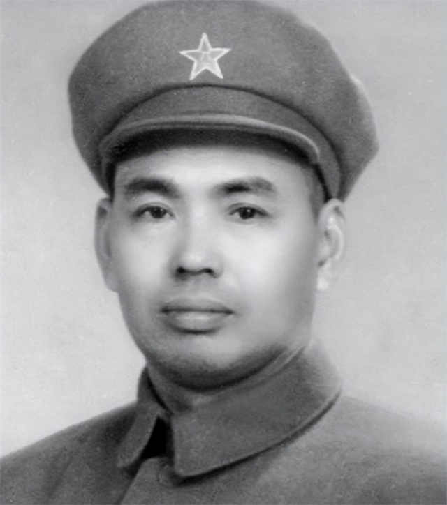 1979年,党中央抓捕了许世友儿子,许世友得知后表示:直接枪毙!