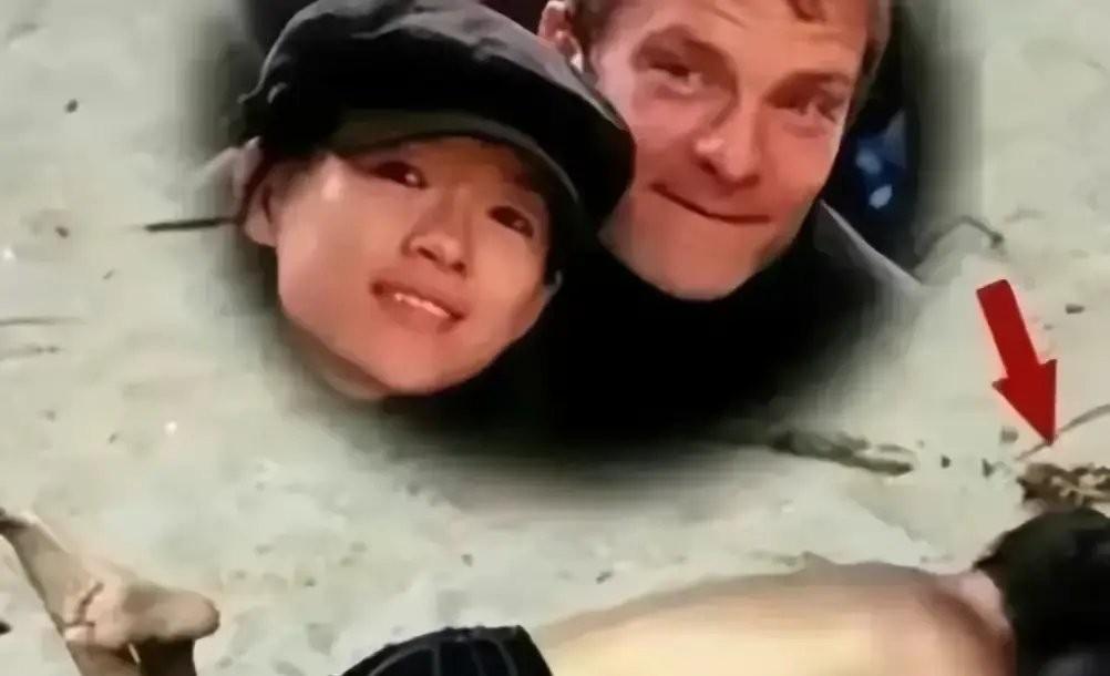 章子怡旧照曝光,海边叠罗汉成一生之痛,81张照片引发回忆杀!