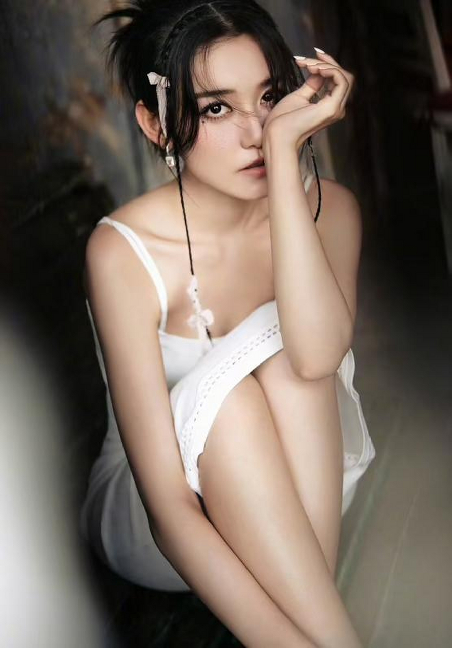 要颜值有颜值,要身材有身材,蒋依依早就火了!