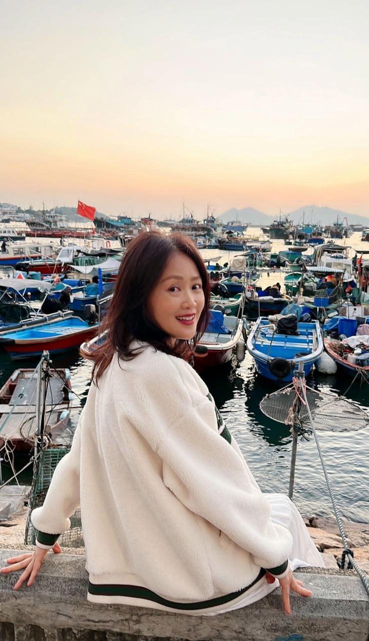 55岁的港姐梁小冰,曾被誉为tvb的"古装皇后".