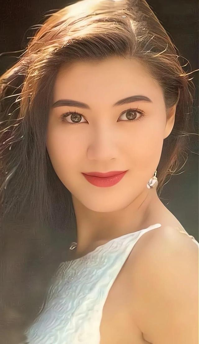 李嘉欣年轻的时候真的太美了,怪不得整个香港的富太太都害怕她