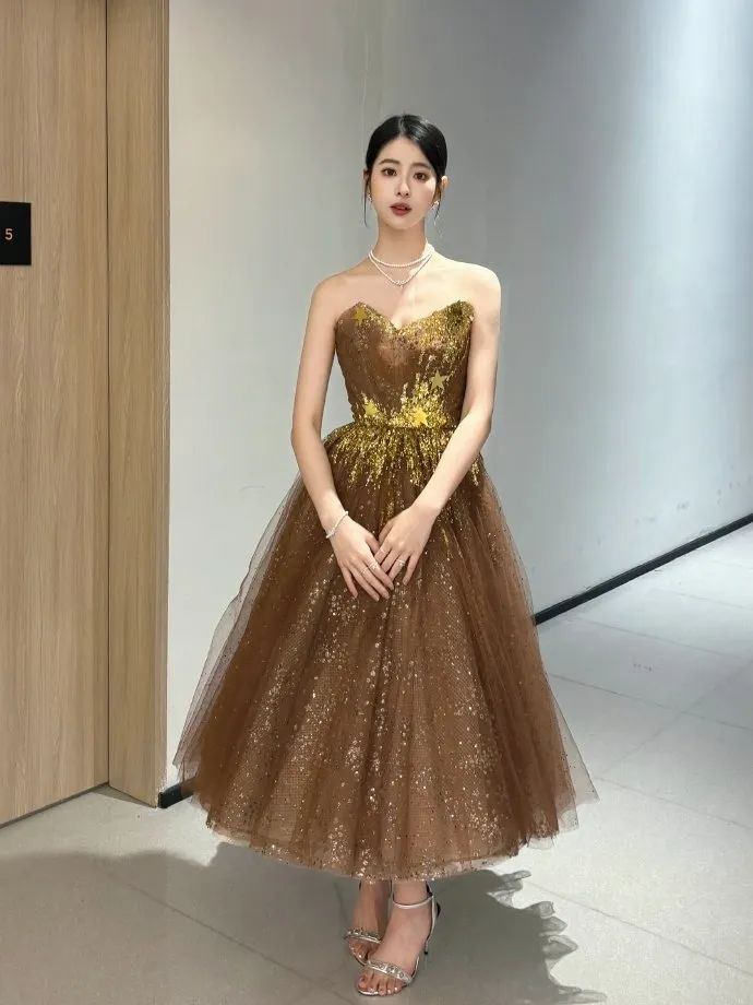 「nba女主播」秋大童——李秋瞳,独行侠的女神