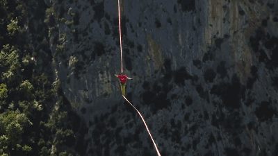 极限运动高空走钢丝:心理和技能的双重挑战