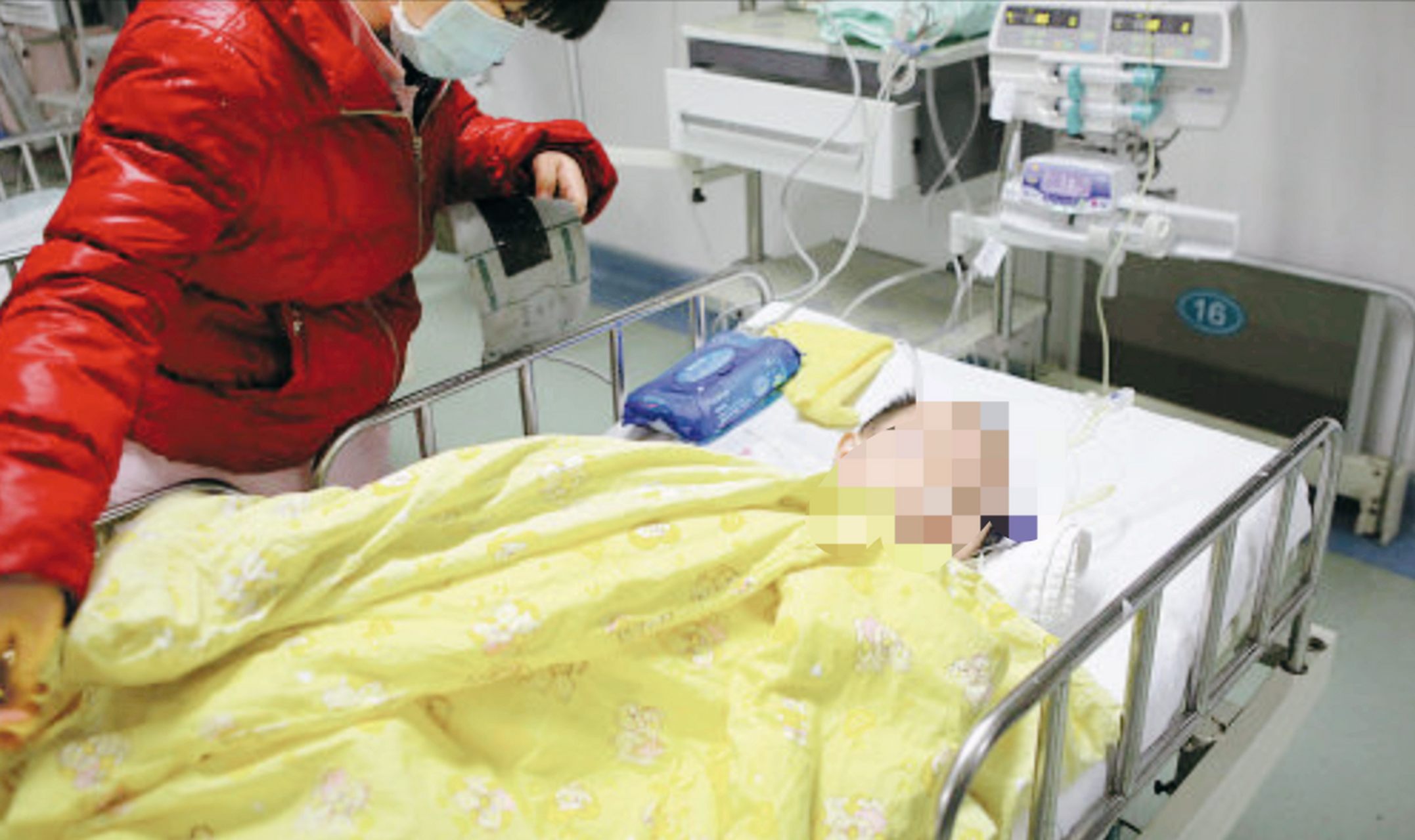 辽宁抚顺一起虐待儿童案震惊社会,6岁女童遭母亲及男友残忍虐待数月.