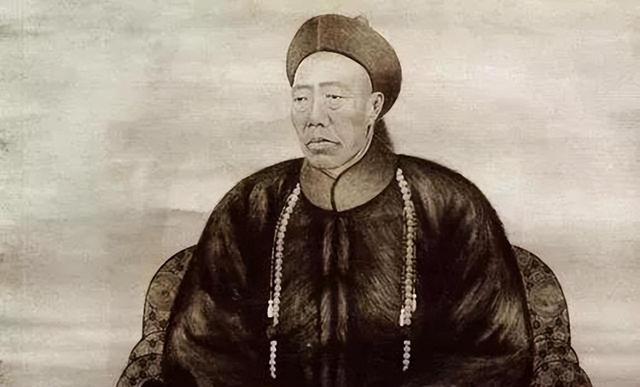 晚清最后一个总管太监小德张,娶4个老婆,最后竟要蟒袍下葬