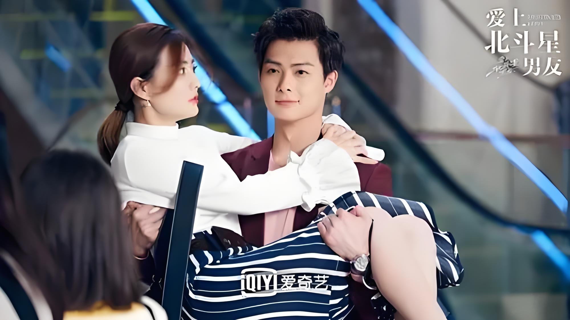 回忆剧中的公主抱,那一对磕到了你,杨紫的公主抱为什么不一样?