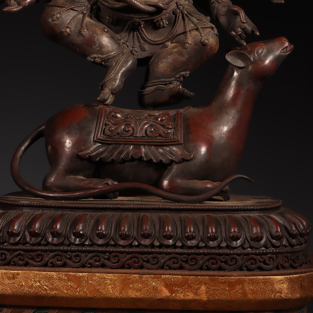 旧藏藏传铜泥金象鼻财神像 尺寸重量:20