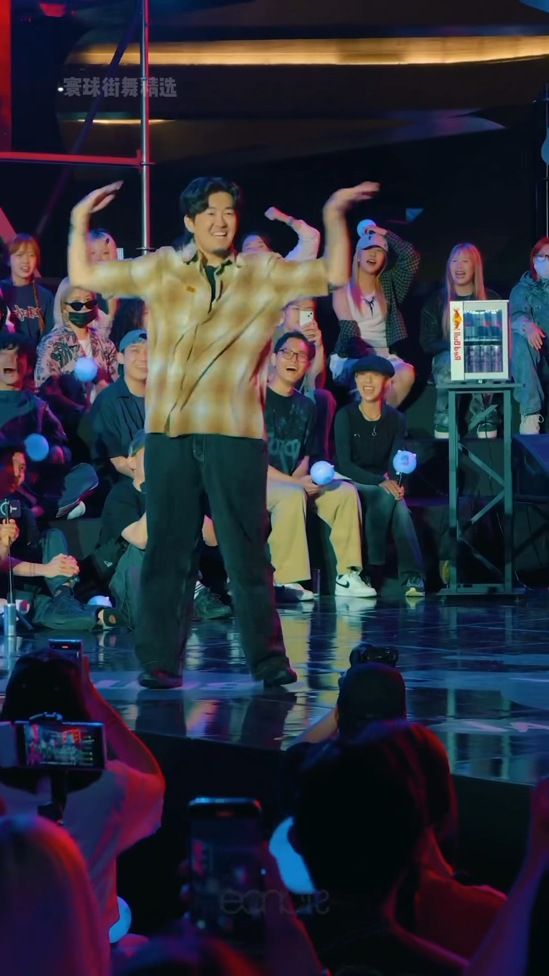 街舞大神的旋转律动,popping身体感觉震撼舞!