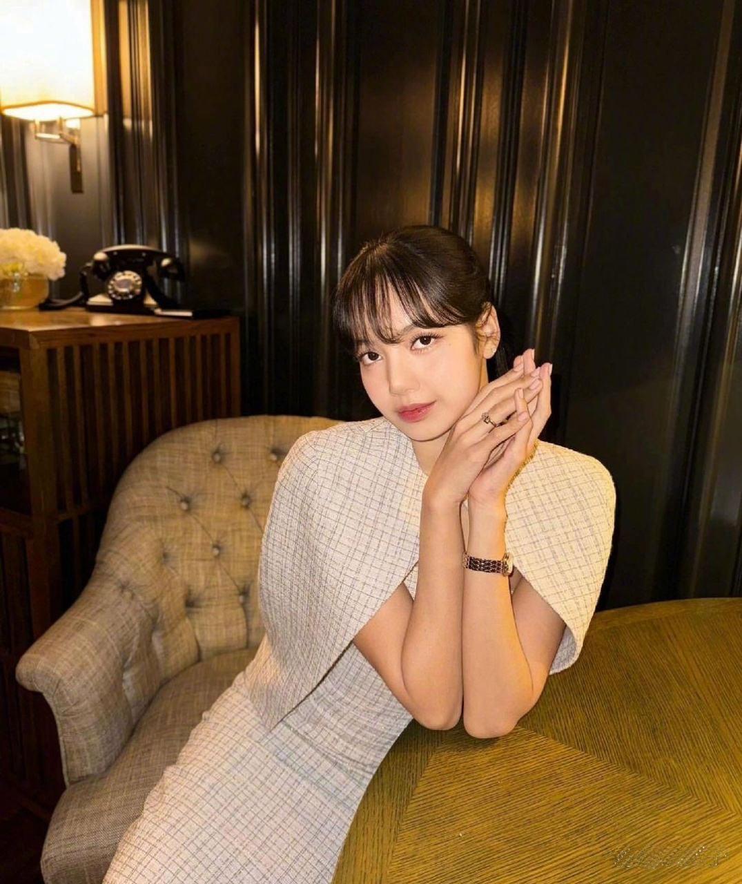 lisa纯素颜的生图