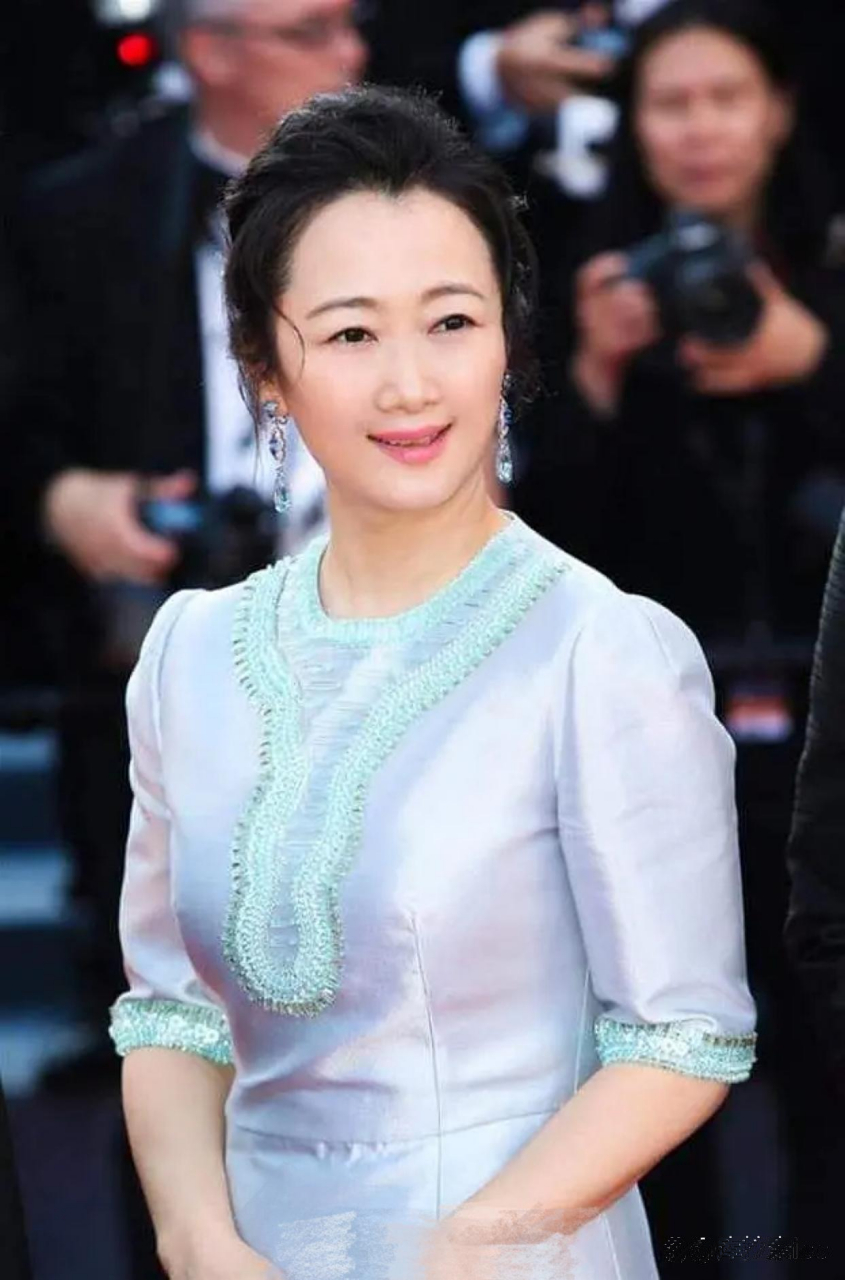 赵涛怎么越来越像吴京了?怎么回事啊这是么.