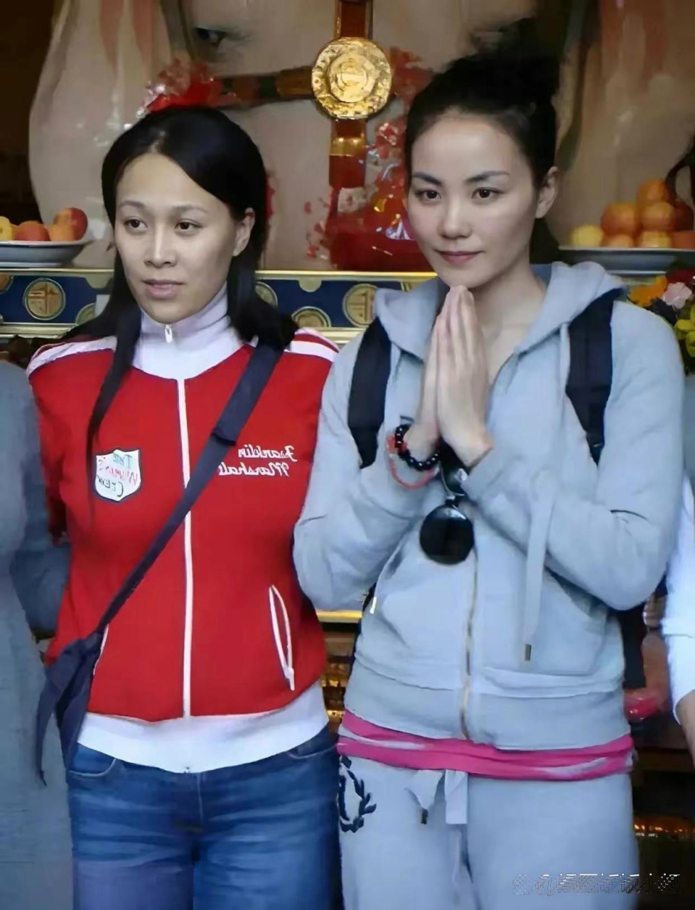 王菲和那英合照