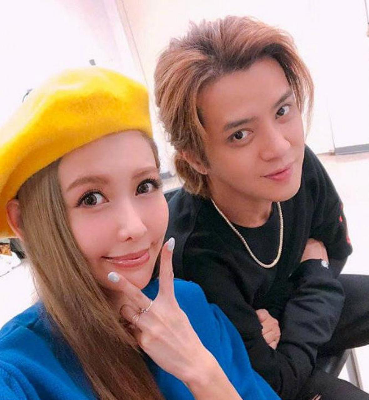 当年,罗志祥被周扬青实锤出轨,而点名的就是这位简恺乐.