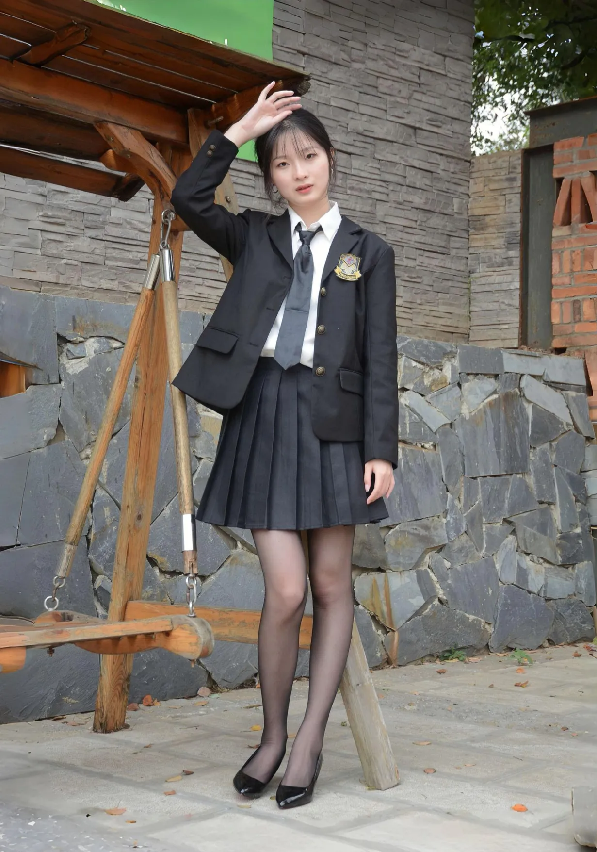 昨天有个教育培训中心的老板联系我去他那里工作,时间