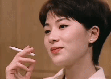 港圈"一眼万年"的短发美女,就服这12位,惊艳洋气,又美又酷帅