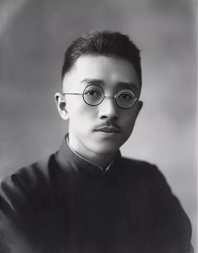 胡适离开大陆之前,做了两件事,致使伟人对他彻底失望