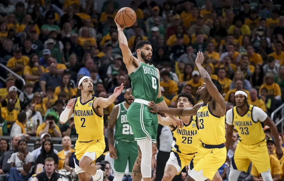 险胜！步行者3连胜终结凯尔特人客场连胜势头 西亚卡姆21+8+6成关键