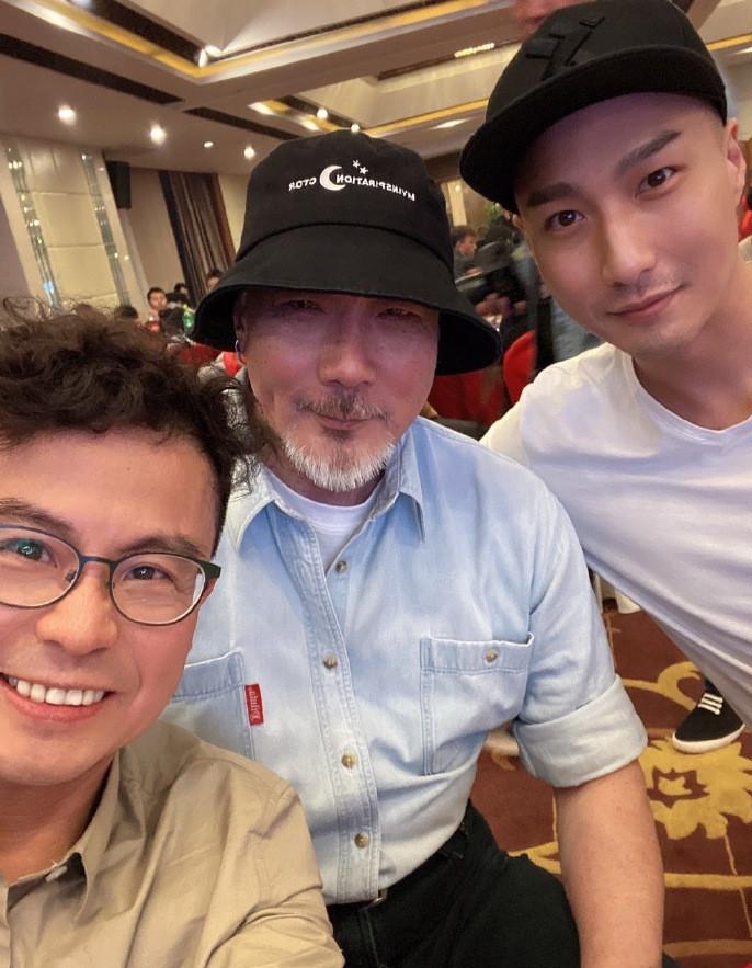 8对香港演员父子对比,多位事业颜值不及父亲,曾国祥谢霆锋例外