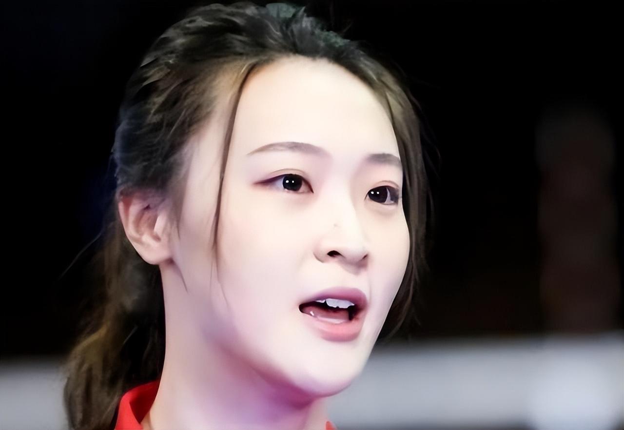 中国女排为何1-3溃败?前队长惠若琪说大实话,点名1人 球迷怒批