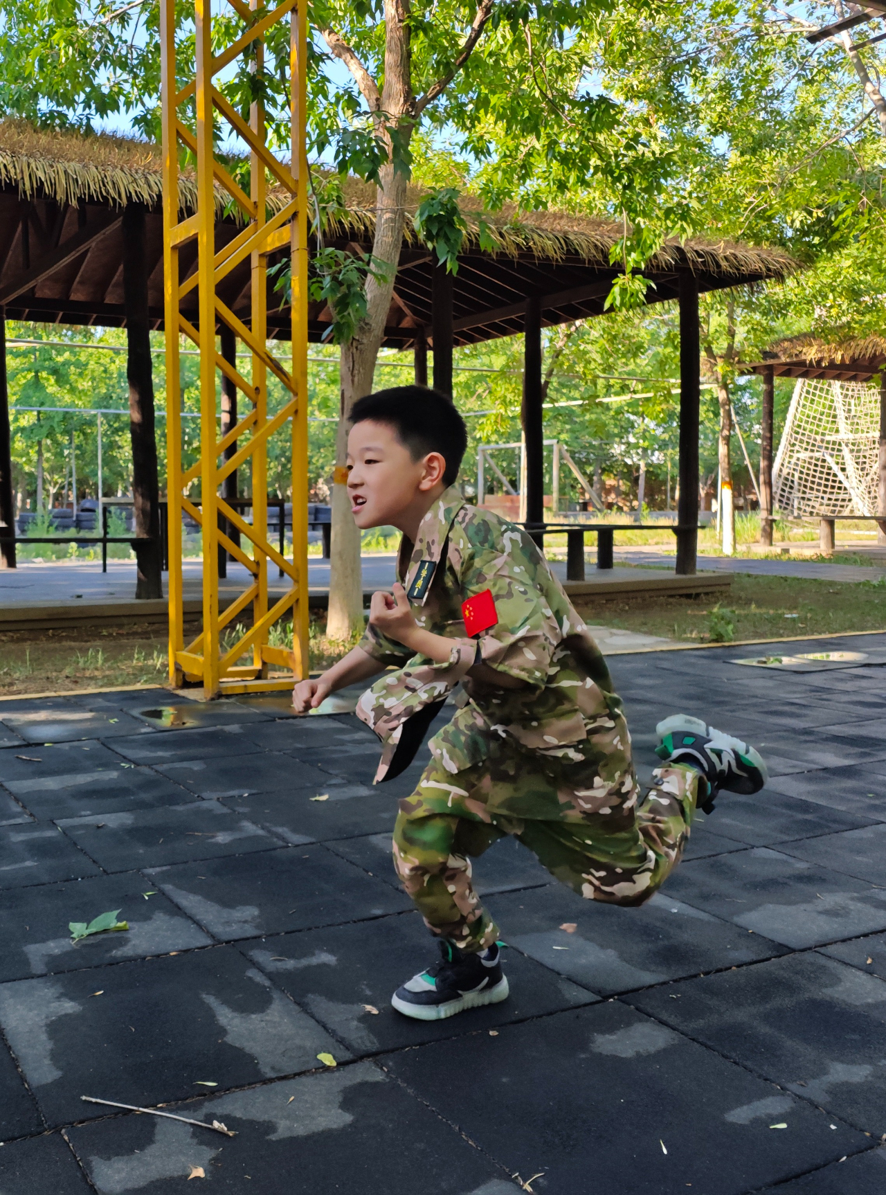 热烈欢迎蓝迪智慧乐园参加2024军事夏令营第二天活动纪实